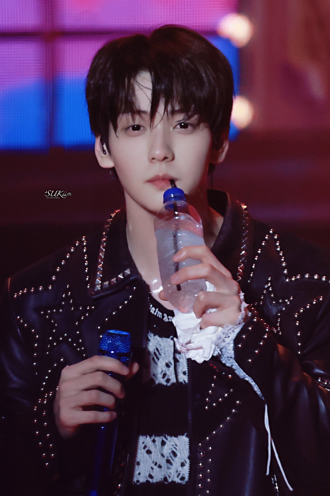 スビン (TOMORROW X TOGETHER)の舞台裏ショット