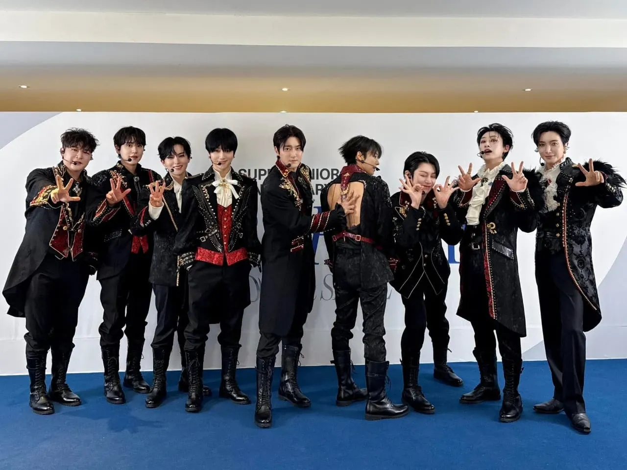 Foto aktivitas terbaru Super Junior