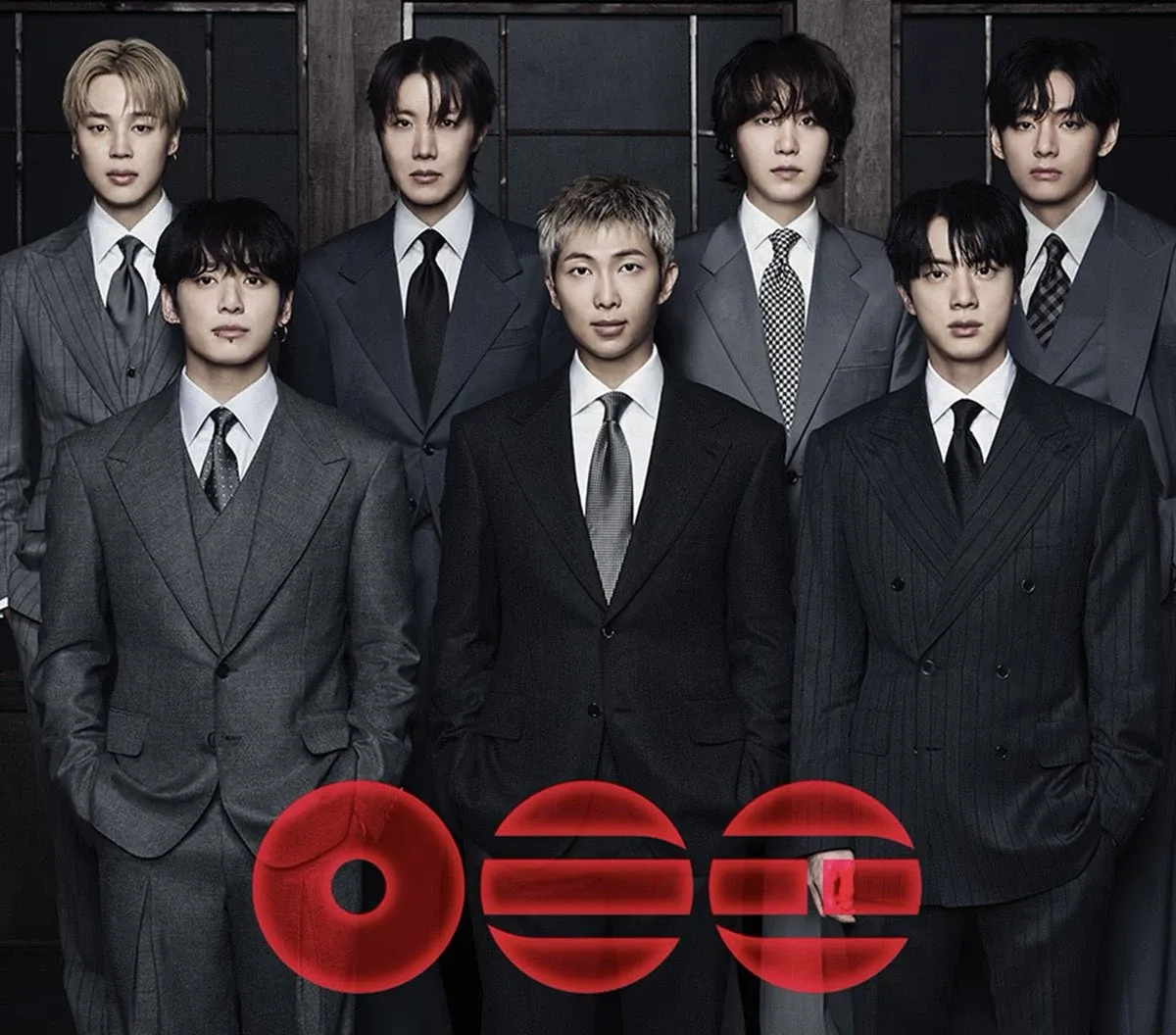 Behind-the-scenes cut of BTS