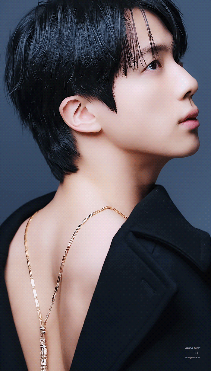 ジン (BTS)の最近の活動写真