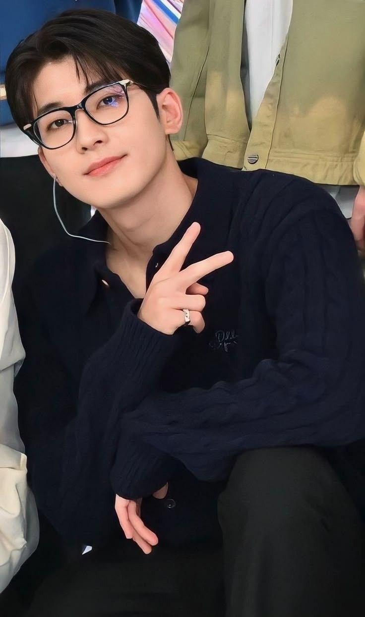 圓佑 (SEVENTEEN)粉絲最喜愛的經典桌布