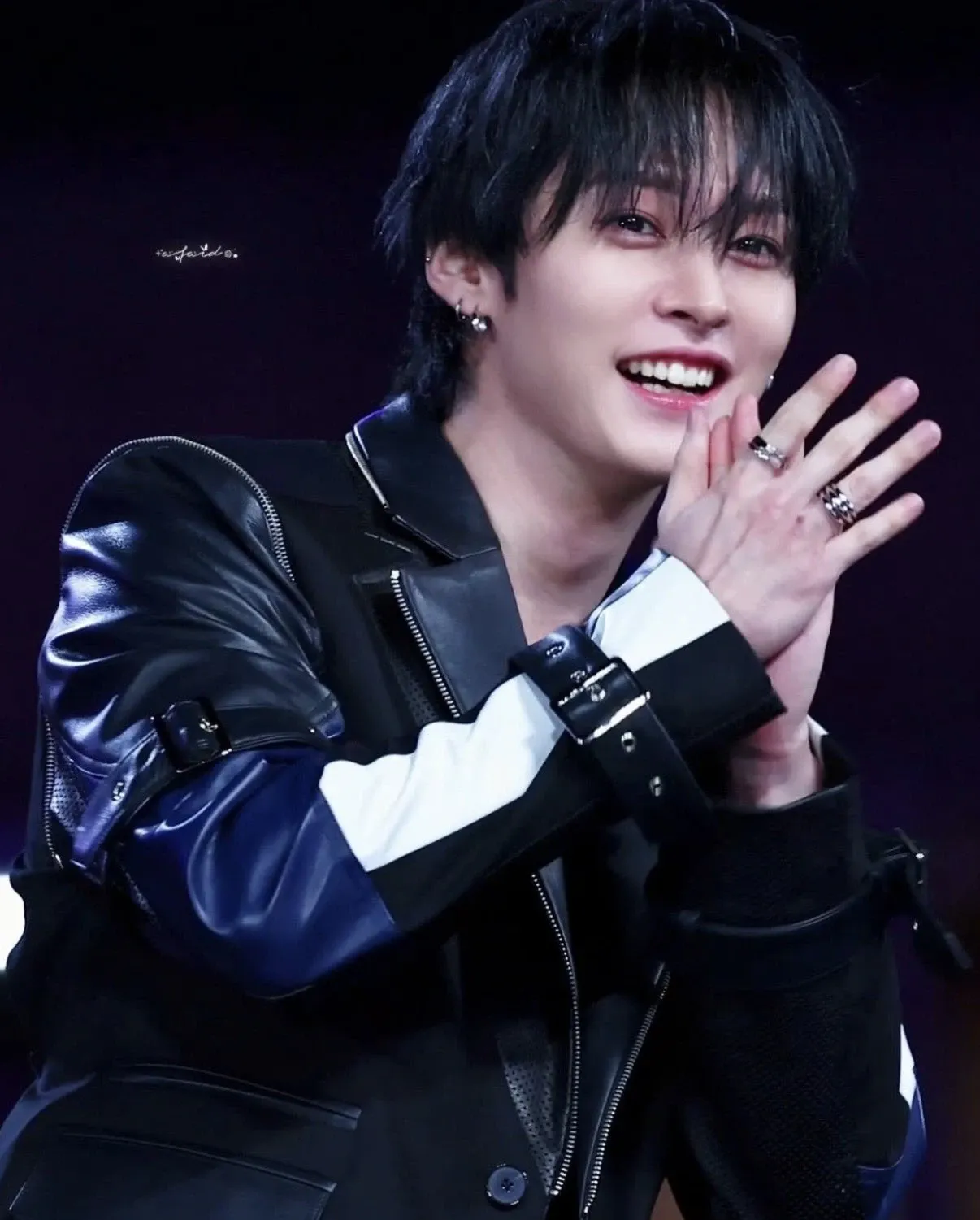Potret di balik layar Lee Know (Stray Kids)