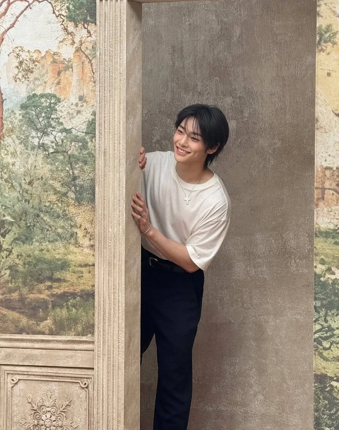 Behind-the-scenes cut of I.N (Stray Kids)