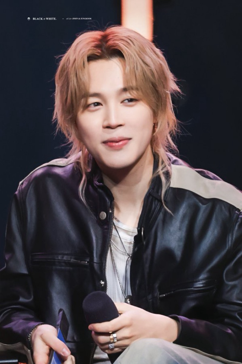 A moment captured by Jimin (BTS)'s fan