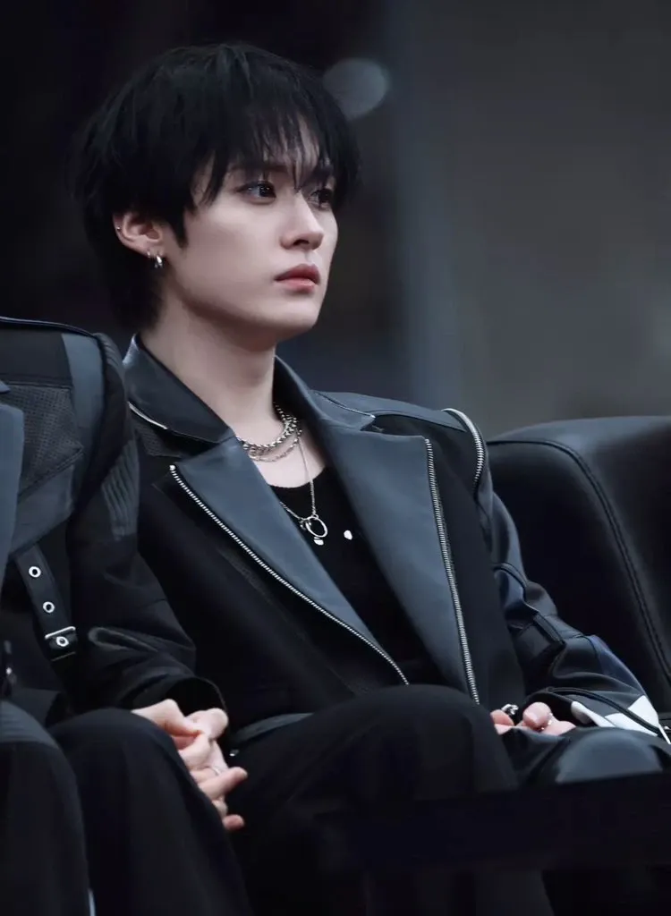 A moment captured by Lee Know (Stray Kids)'s fan