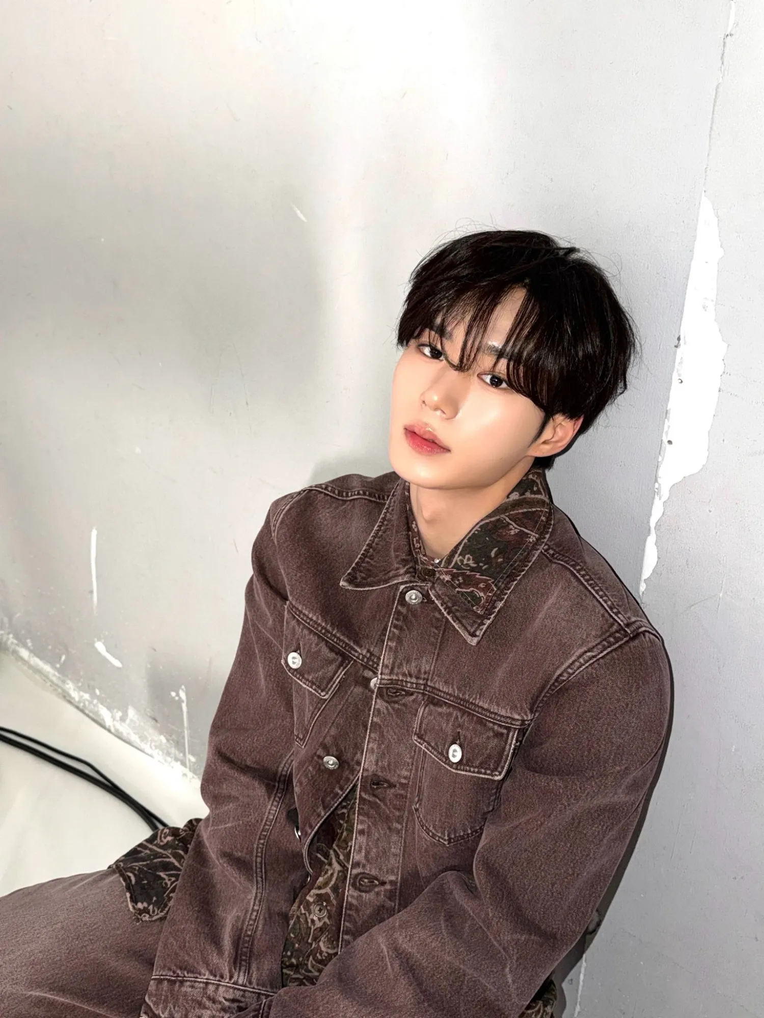 Behind-the-scenes cut of Kim Junseo (ALPHA DRIVE ONE)