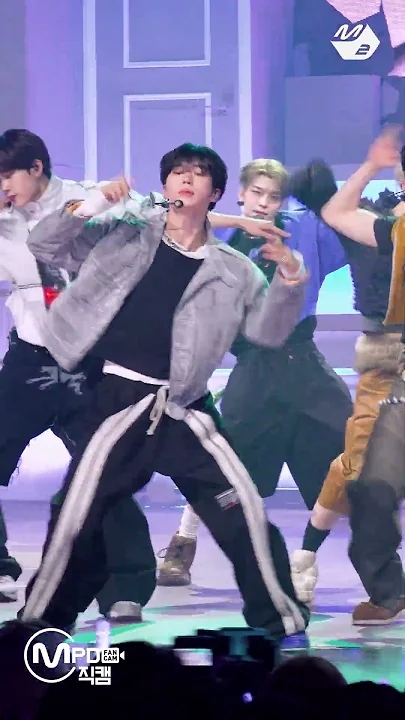 The most beloved wallpaper among Kim Junseo (ALPHA DRIVE ONE)'s fans