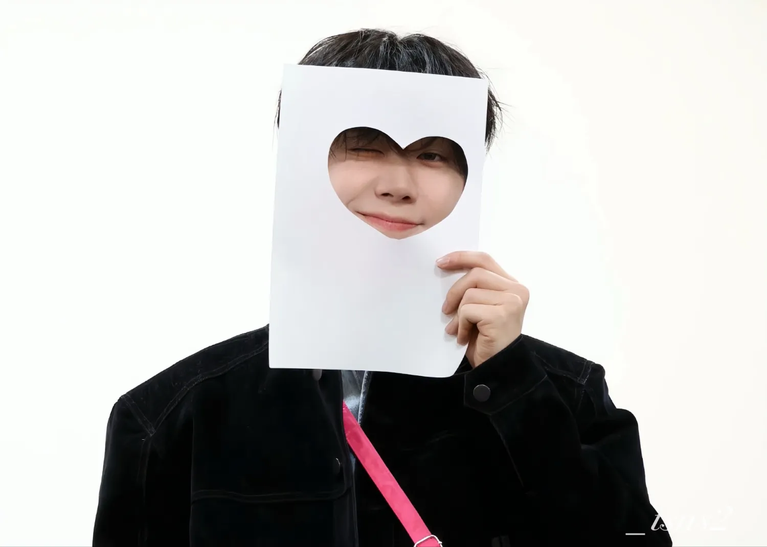 Behind-the-scenes cut of Park Han (AHOF)