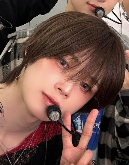 Behind-the-scenes cut of K (&TEAM)