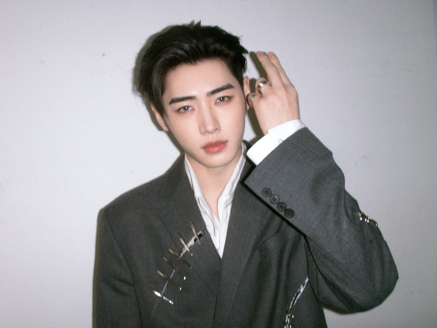 ソンフン (ENHYPEN)の最新写真