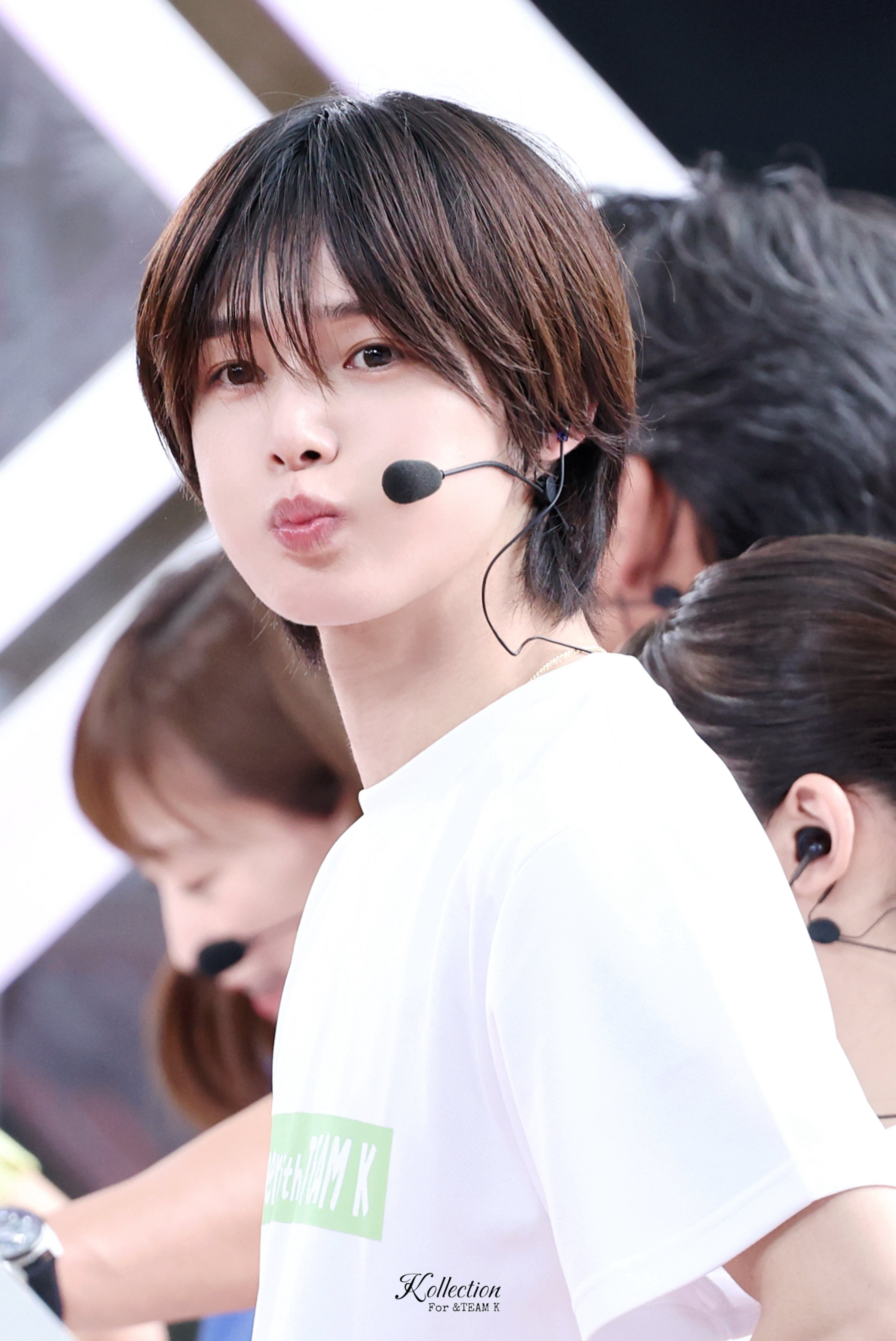 A moment captured by K (&TEAM)'s fan