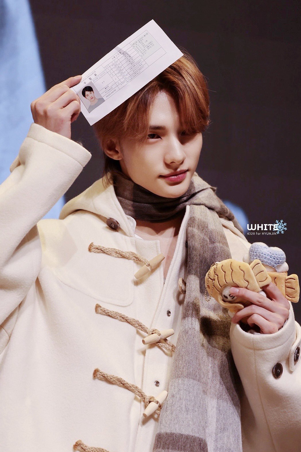 A moment captured by Hyunjin (Stray Kids)'s fan