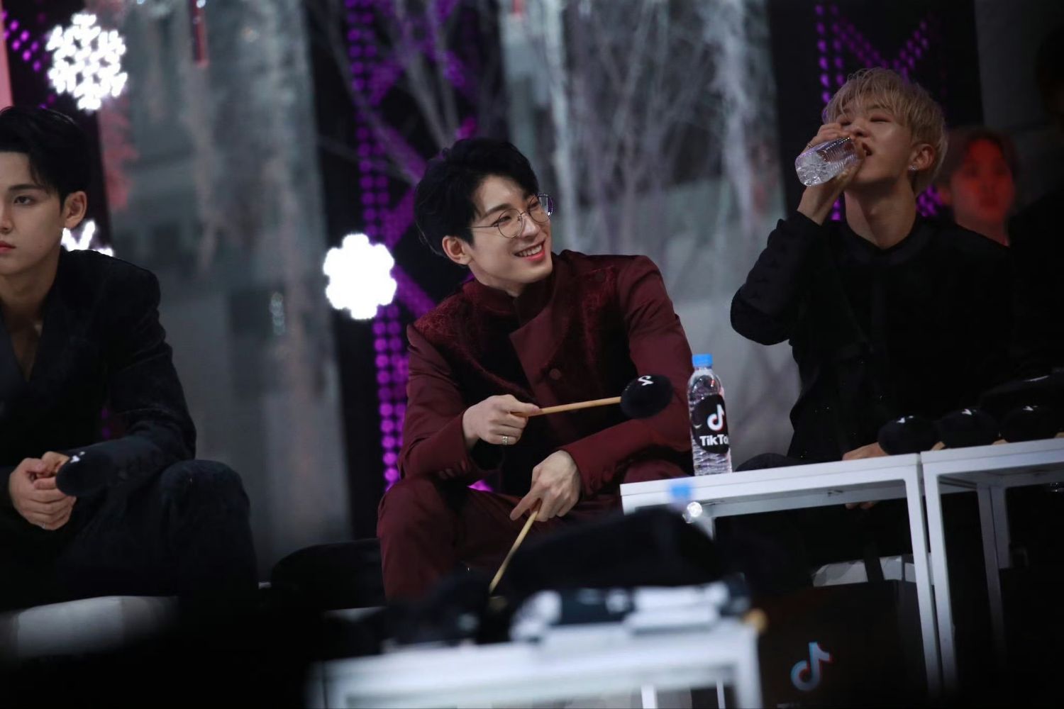 Foto aktivitas terbaru Wonwoo (SEVENTEEN)