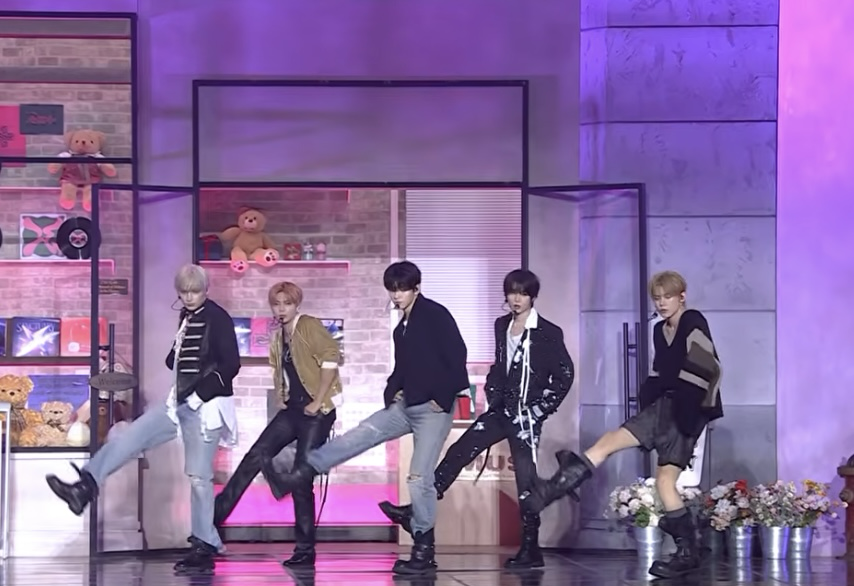 투모로우바이투게더의 최신 사진