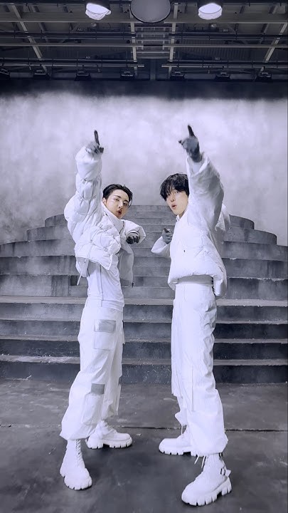 에이티즈의 비하인드 컷