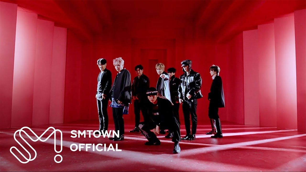 Behind-the-scenes cut of Leeteuk (Super Junior)