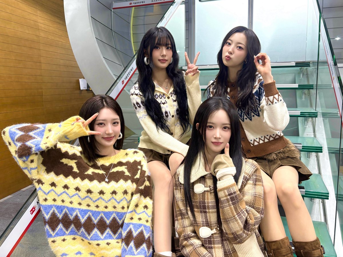 Behind-the-scenes cut of H1-KEY