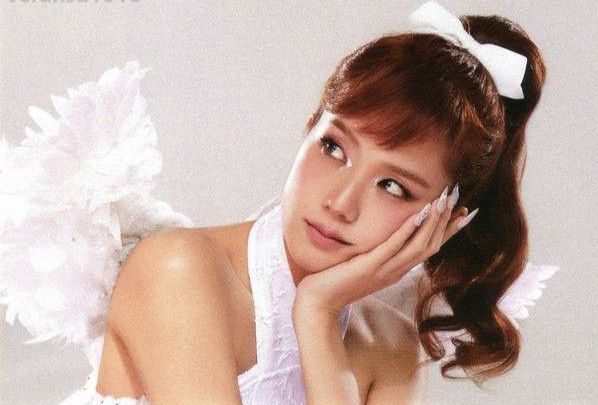 Foto aktivitas terbaru Jisoo (BLACKPINK)