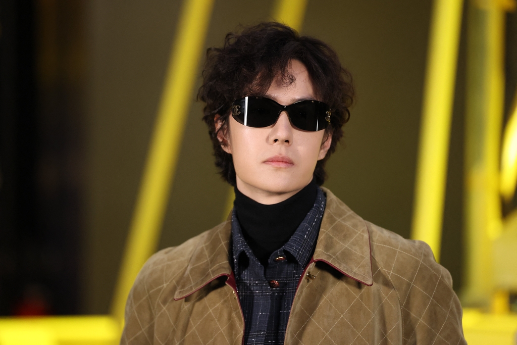 王一博粉絲拍下的瞬間