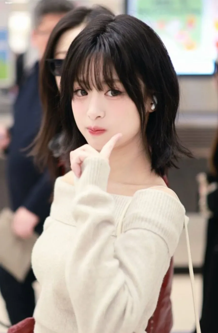 アヒョン (BABYMONSTER)の舞台裏ショット