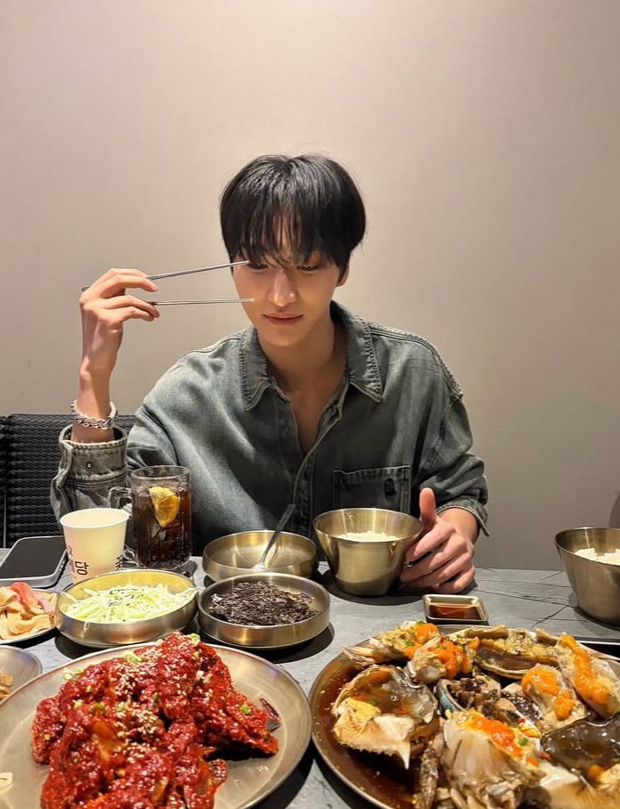 A moment captured by Seonghwa (ATEEZ)'s fan