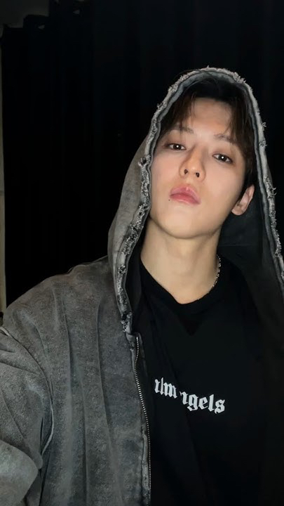 Behind-the-scenes cut of Lee Minhyuk (BTOB)