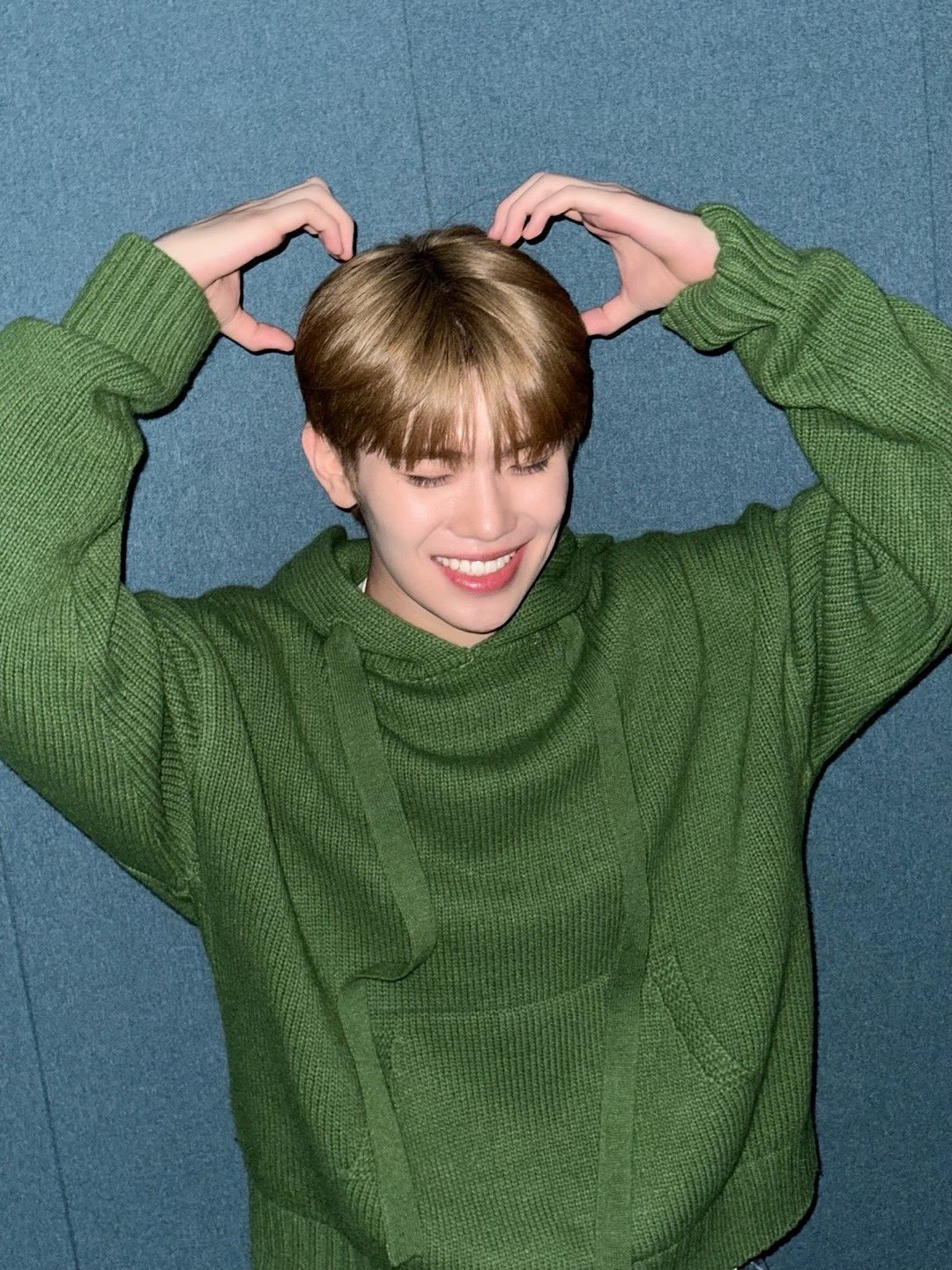 金泰來 (ZEROBASEONE)的最新照片