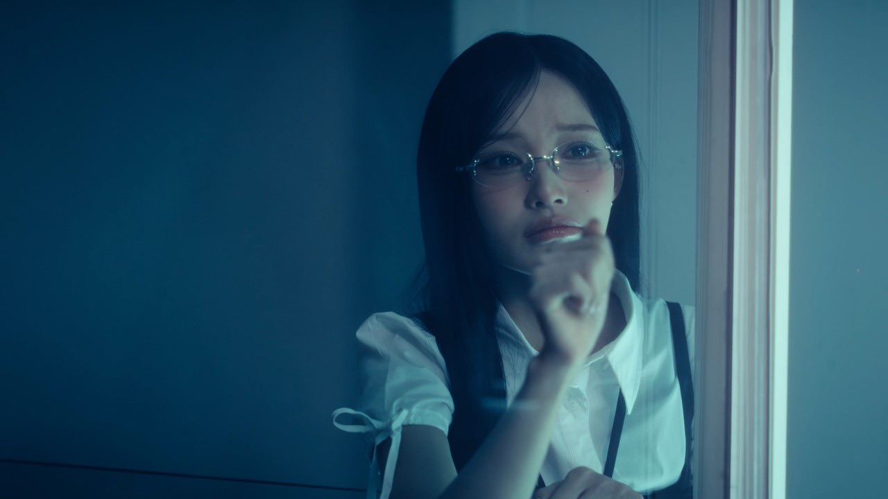 Behind-the-scenes cut of RESCENE