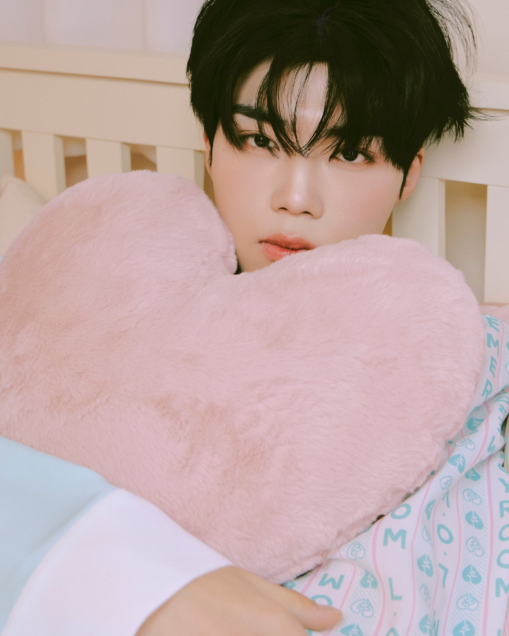 朴乾旭 (ZEROBASEONE)的幕後花絮