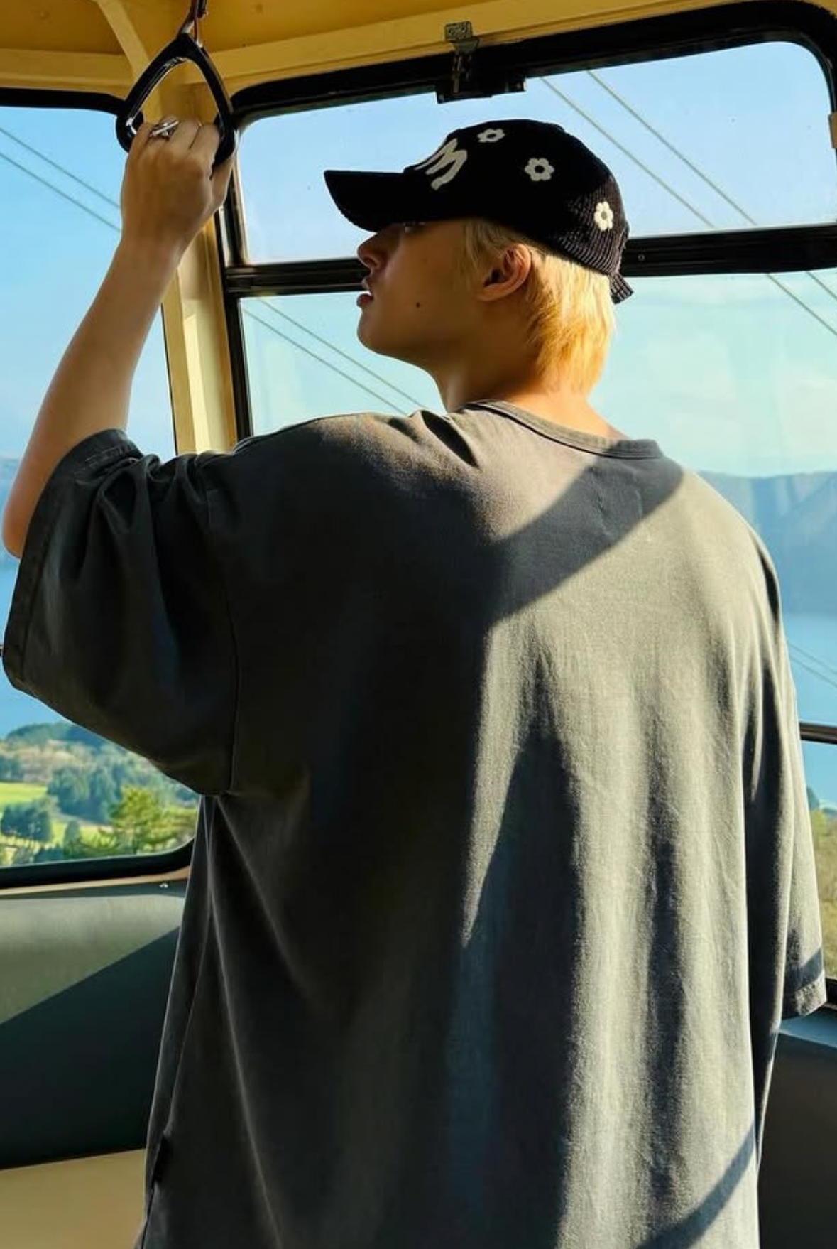 Behind-the-scenes cut of Mingi (ATEEZ)