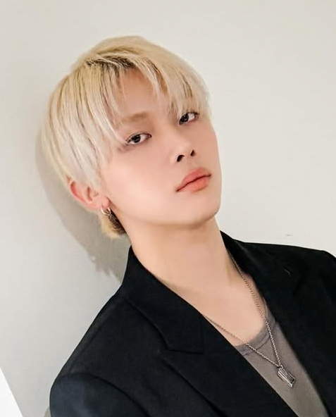 니콜라스 (앤팀) 최근 활동샷