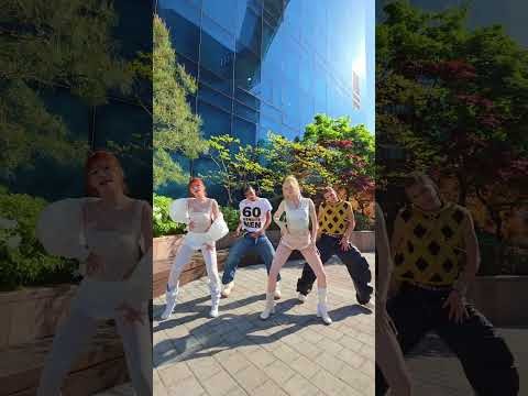 K-POP posts beloved by SANTOS BRAVOS fans