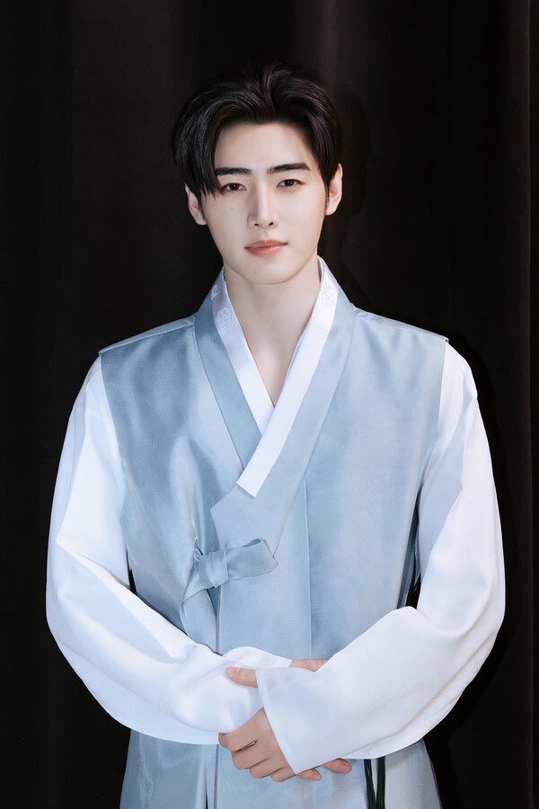 成訓 (ENHYPEN)的最新活動照片