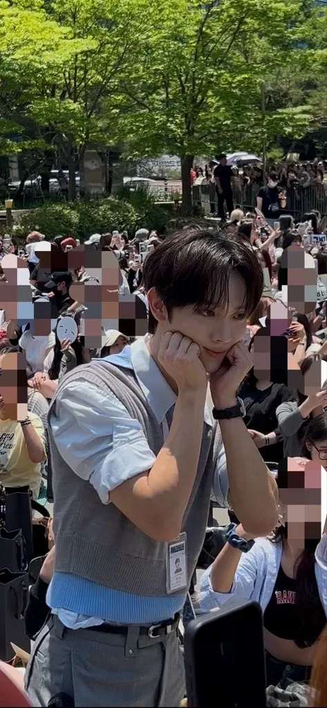 Recent activity shot of Yoo Seungeon (AND2BLE)