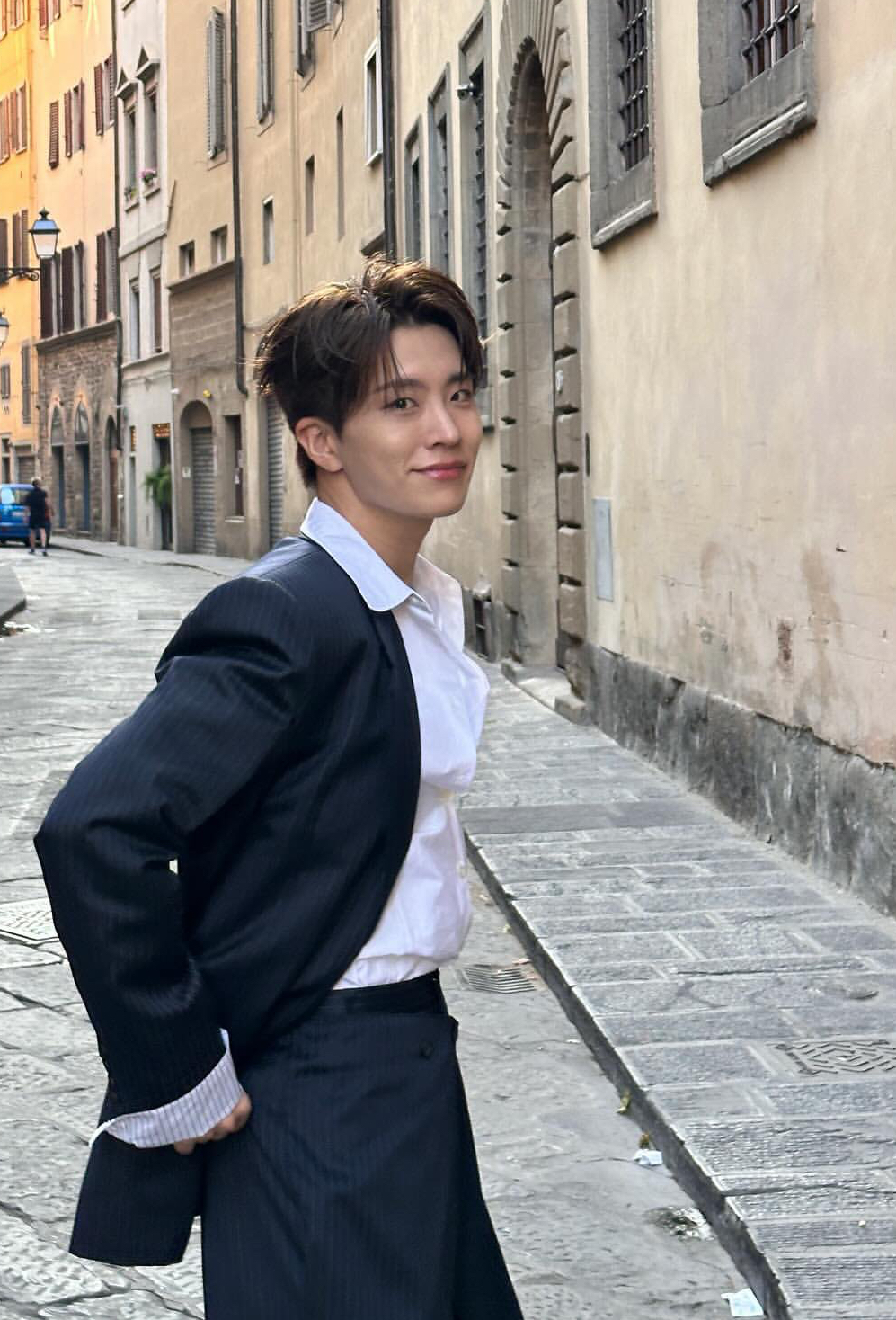 Behind-the-scenes cut of Youngjae (GOT7)