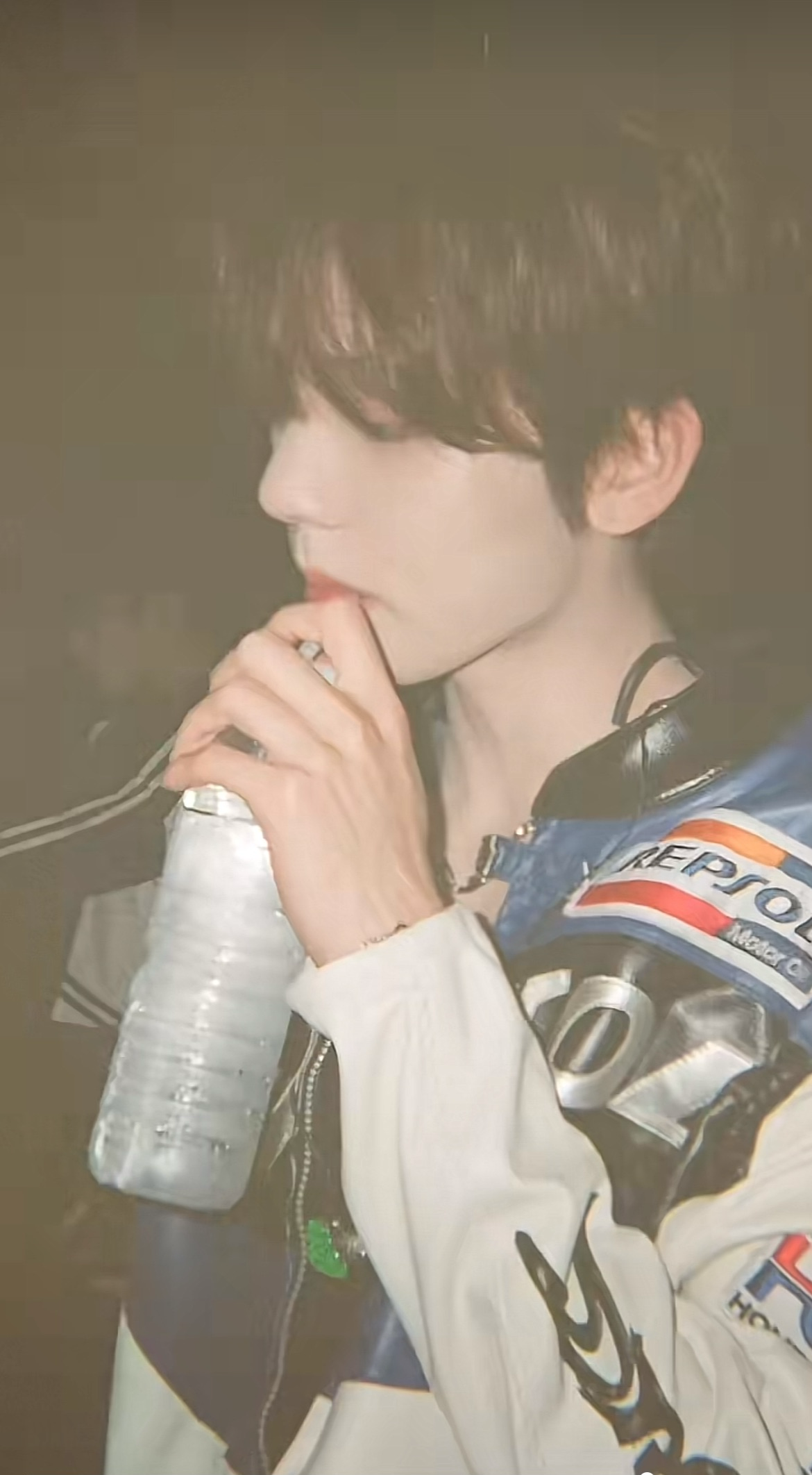 A moment captured by Han Yujin (ZEROBASEONE)'s fan