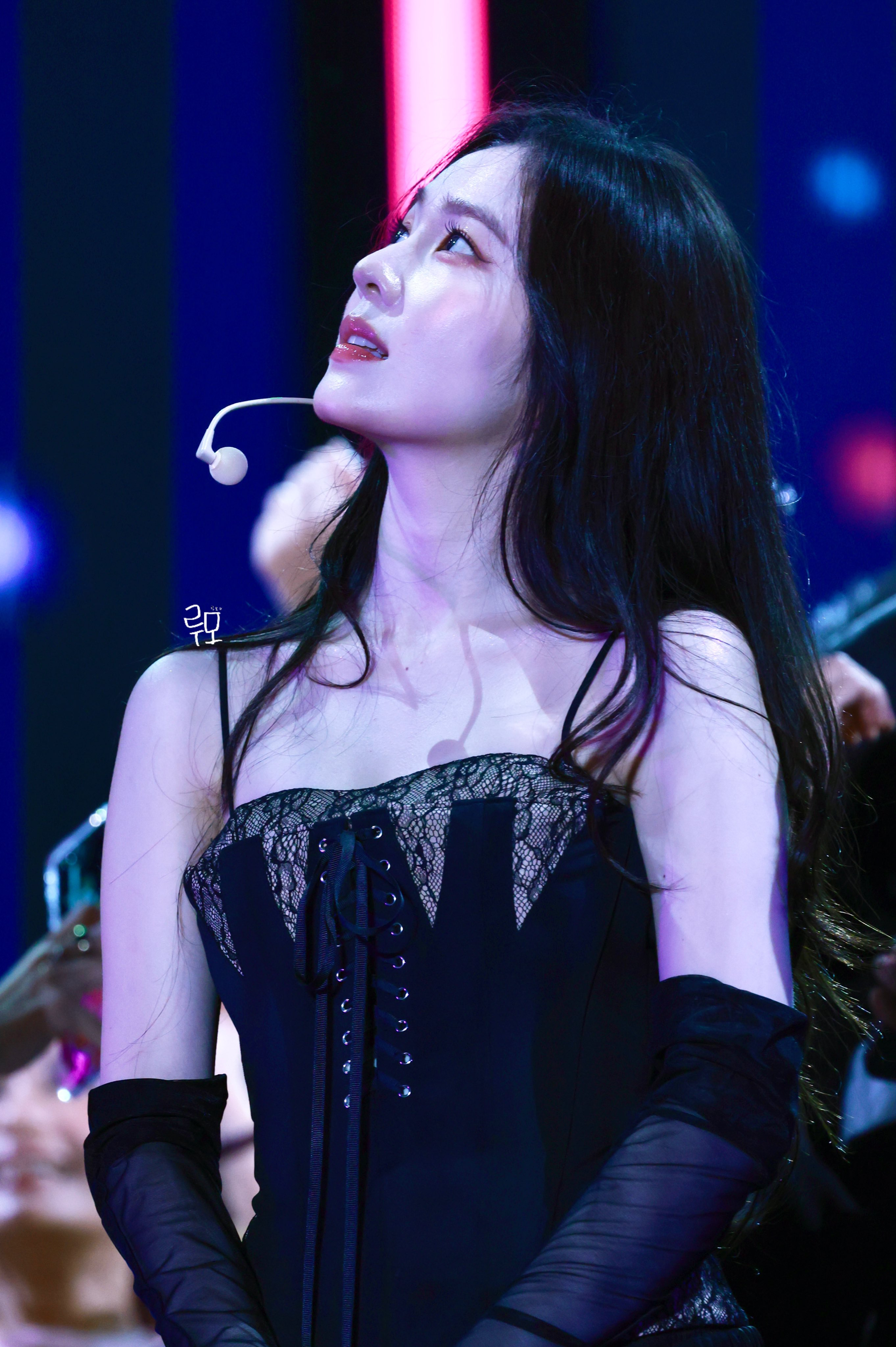 A moment captured by Irene (Red Velvet)'s fan