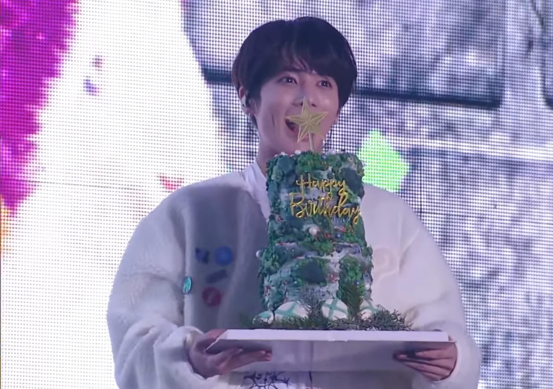 A moment captured by Taehyun (TOMORROW X TOGETHER)'s fan