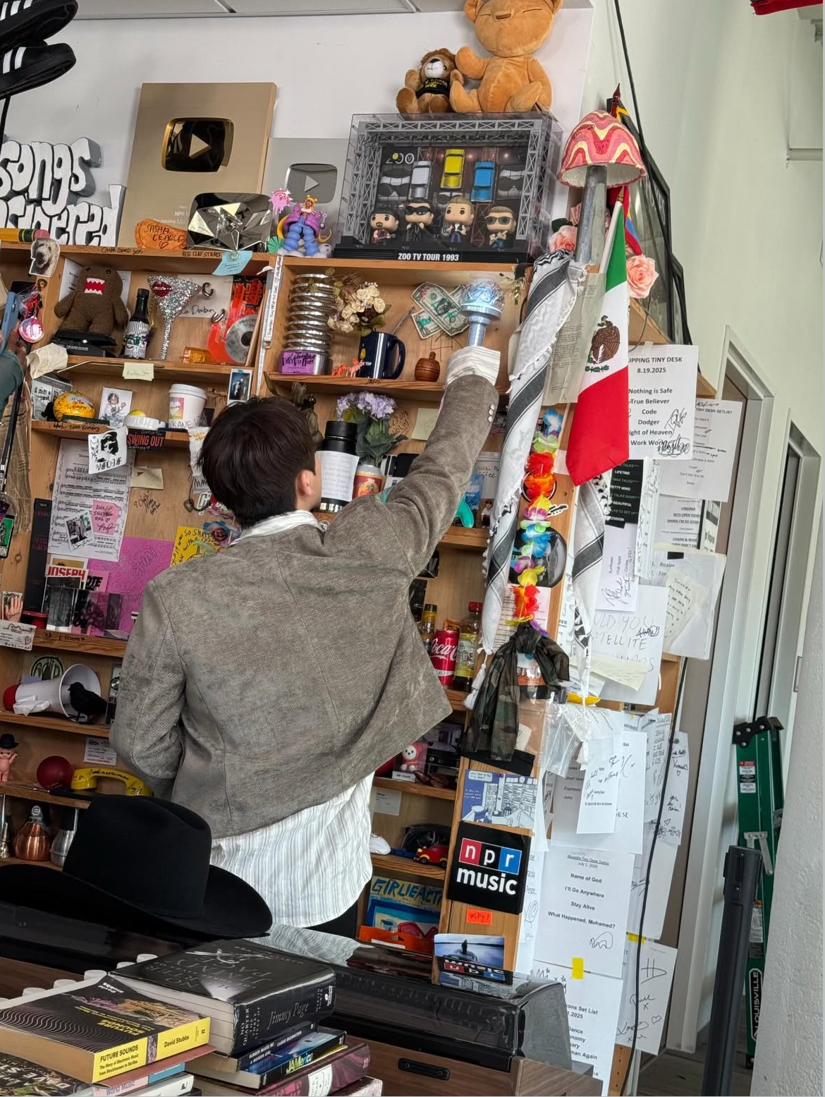 Behind-the-scenes cut of Dino (SEVENTEEN)