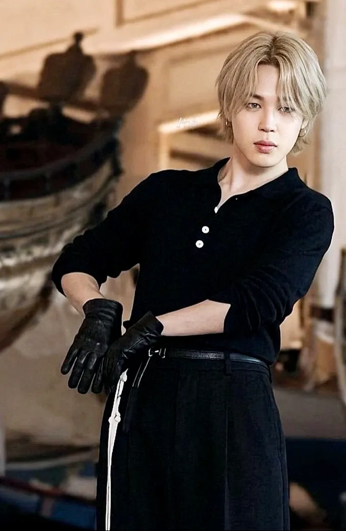 Foto aktivitas terbaru Jimin (BTS)