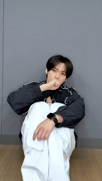 A heartfelt wallpaper shared by Stray Kids's fans