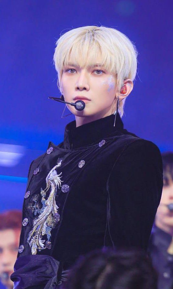 Recent activity shot of Yeosang (ATEEZ)