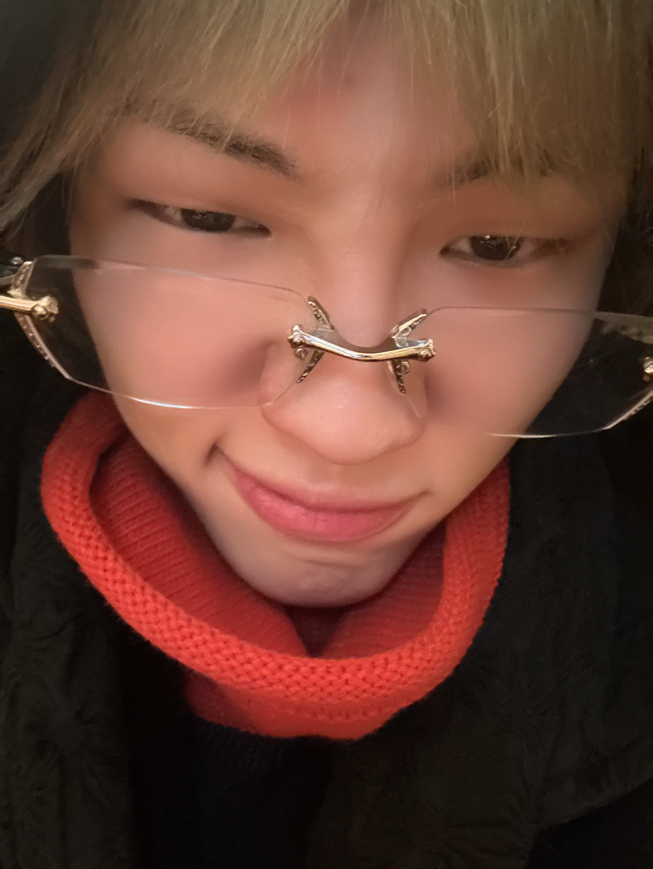 Behind-the-scenes cut of Junhyeok (TNX)