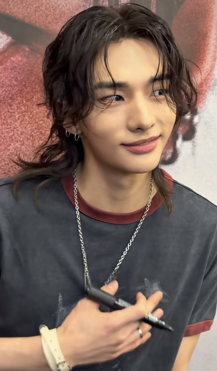 The most beloved wallpaper among Hyunjin (Stray Kids)'s fans