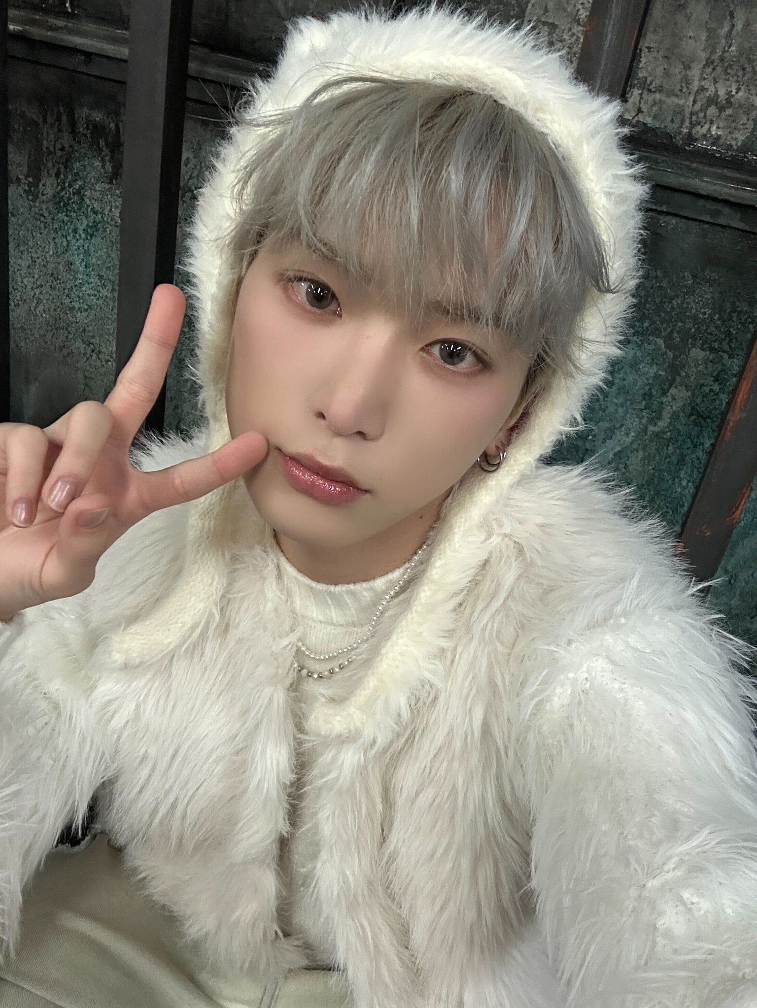 Behind-the-scenes cut of Harua (&TEAM)