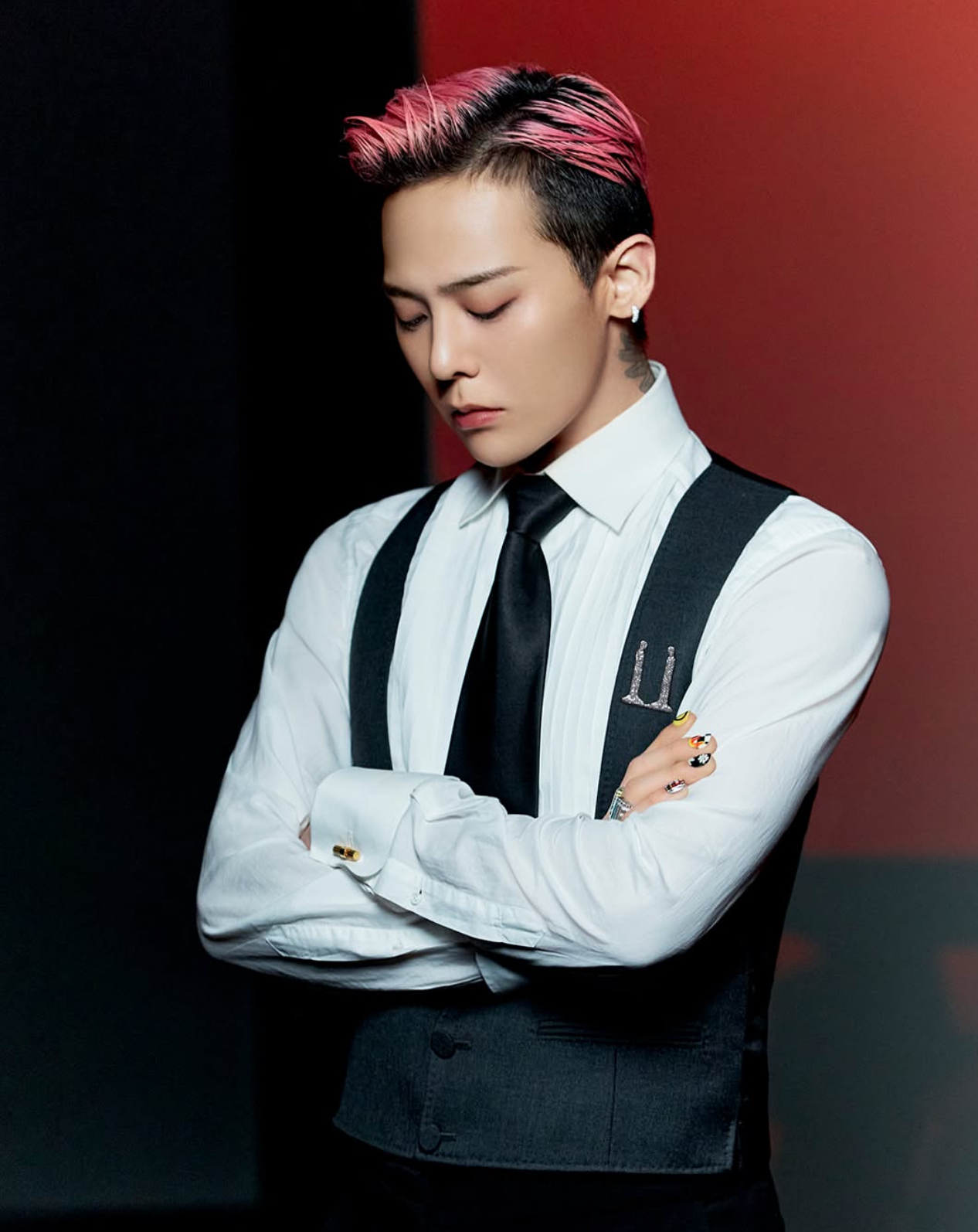 Recent activity shot of G-DRAGON (BIGBANG)