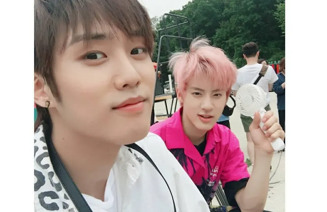 A moment captured by THE BOYZ's fan