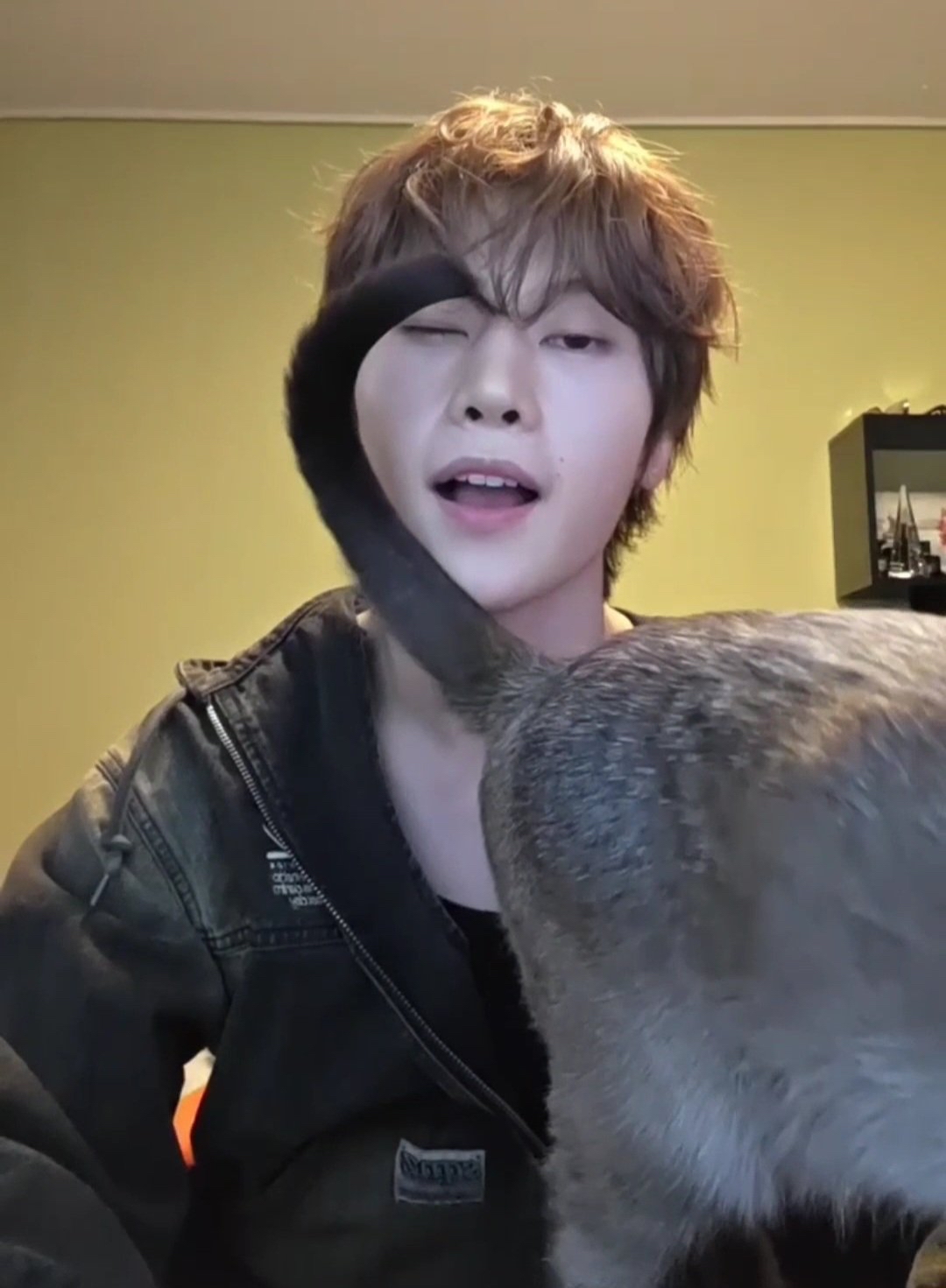 A moment captured by Seok Matthew (ZEROBASEONE)'s fan