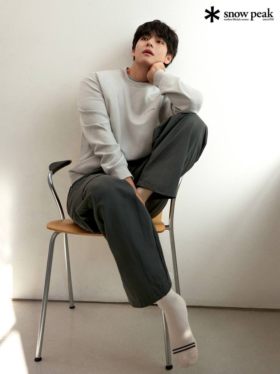 Latest photo of V (BTS)