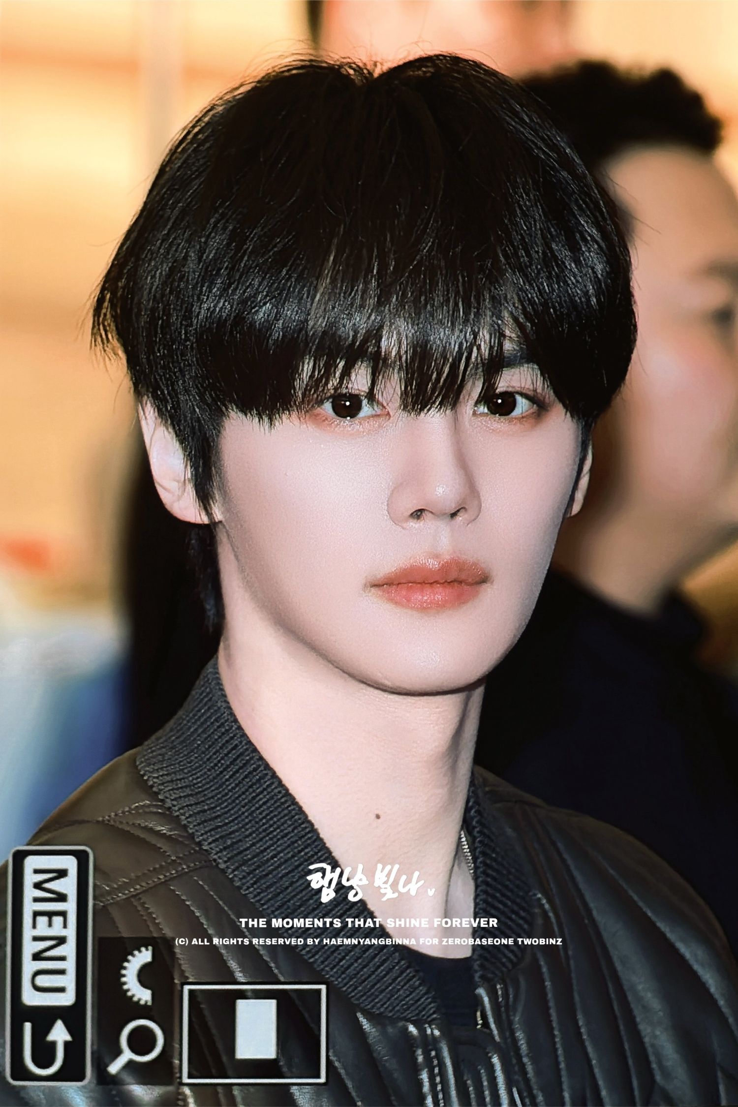 Recent activity shot of Kim Gyuvin (ZEROBASEONE)